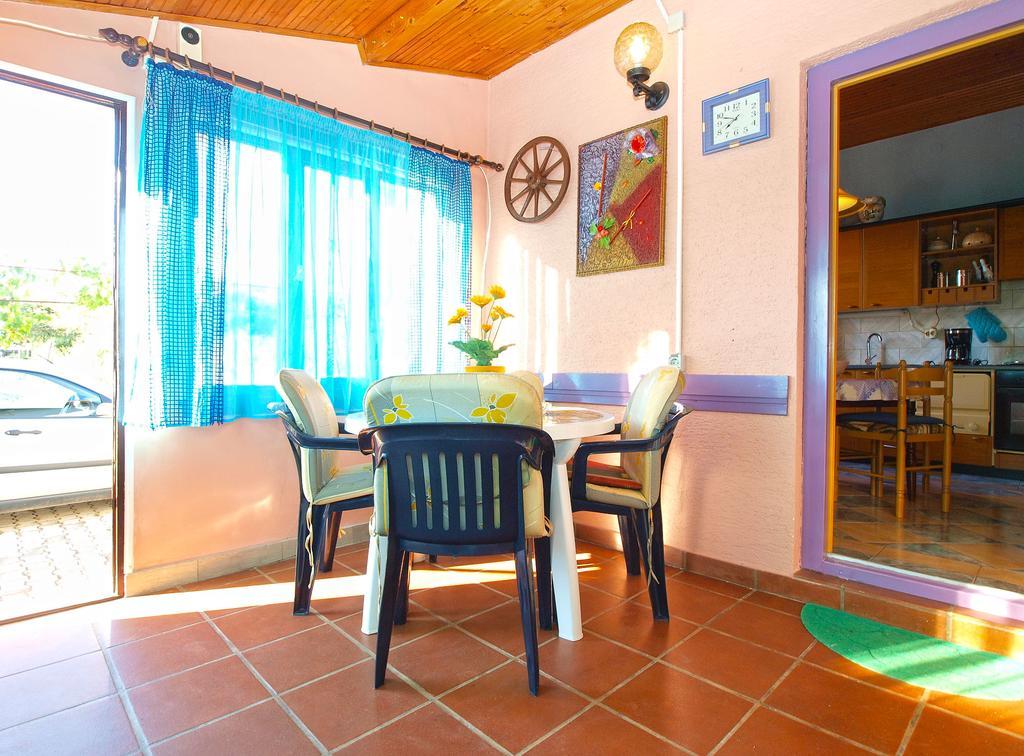House Silvana 1461 プーラ エクステリア 写真