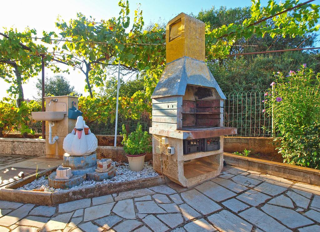 House Silvana 1461 プーラ エクステリア 写真